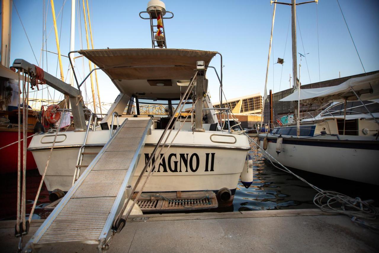 Hotel Magno II Boat Sant Adrià de Besòs Exterior foto